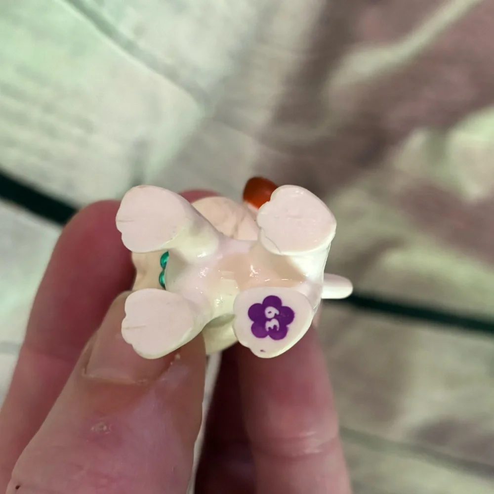 5/$20 Littlest Pet Shop #39‎ White Dog with Blue Necklace Collectible Toy GUC